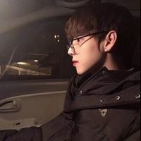 真人男头长发###长发真人男头像（真人男头长发###长发真人男头像）