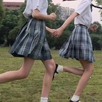 好看的闺蜜头像绿色系（绿色背景闺蜜头像女生）