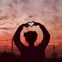 姐妹头像 女生两人分开-头像图片姐妹两张分开