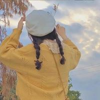 闺蜜头像背影日落一左一右动漫-闺蜜头像背影日落一左一右拉裙子