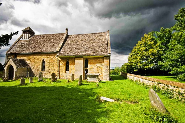 美丽的小镇花园风景图片之七