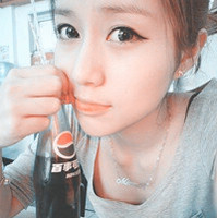 个性可爱阿宝色女生头像