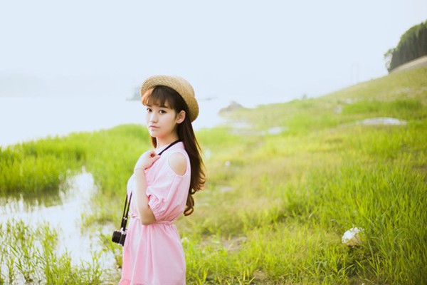 夏日小清新文艺女生图片