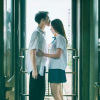 一男一女左右一对情侣头像