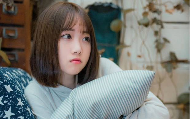 好看可爱的短发女生图片