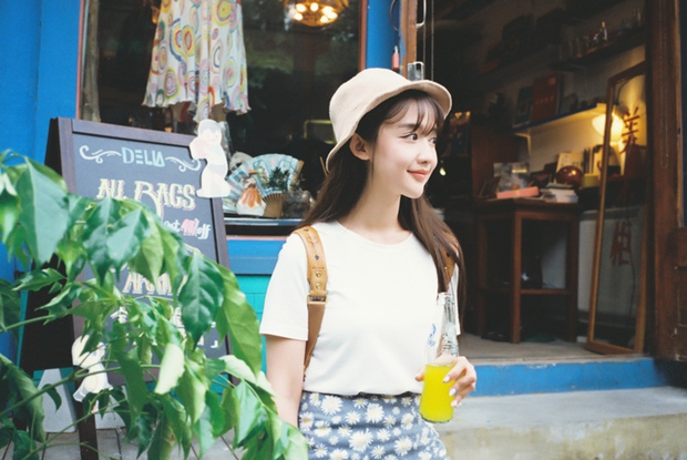 清纯美女生活照图片大全