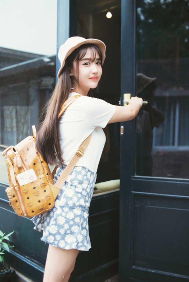 清纯美女生活照图片大全