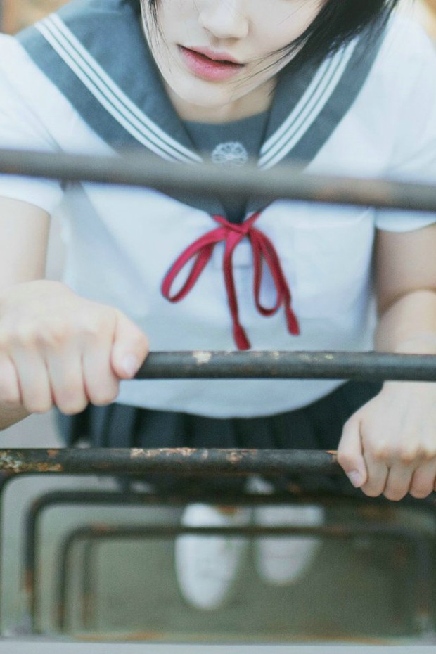 可爱校园制服女生照片