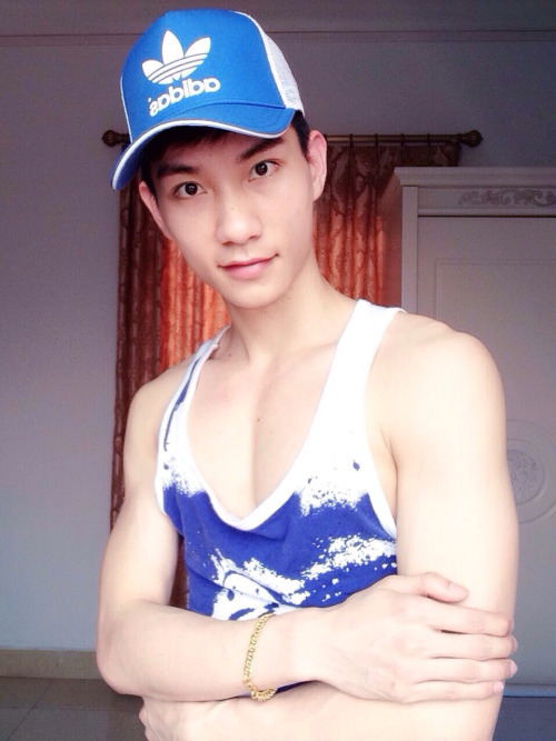 运动型小鲜肉小帅哥图片
