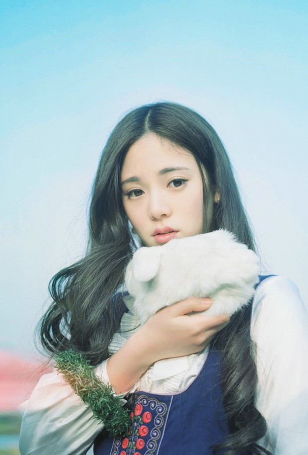 森林系文艺清新美女图片