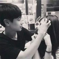 情侣头像一男一女左右图片