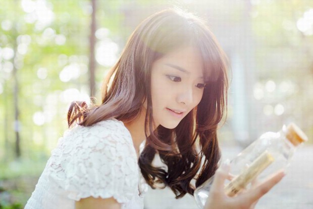 小清新文艺女生森林唯美图片