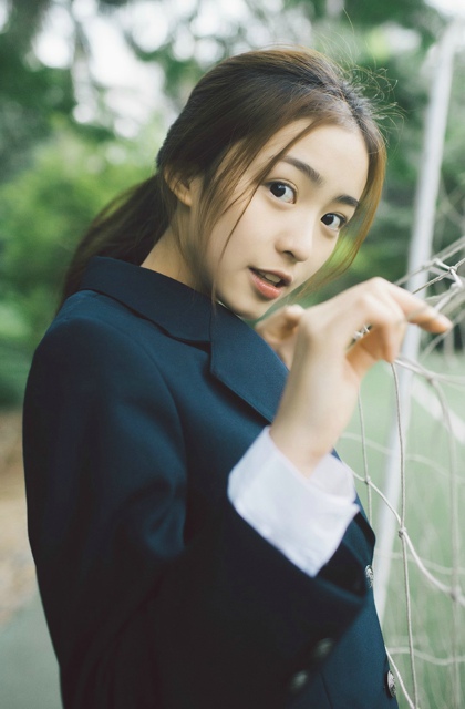 可爱日本女学生制服手机图片