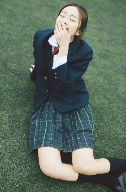 可爱日本女学生制服手机图片