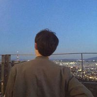 最新男生帅哥伤感背影头像