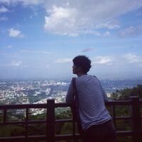 最新男生帅哥伤感背影头像