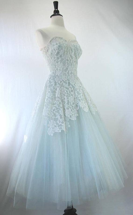 大花卷唯美婚纱礼服设计