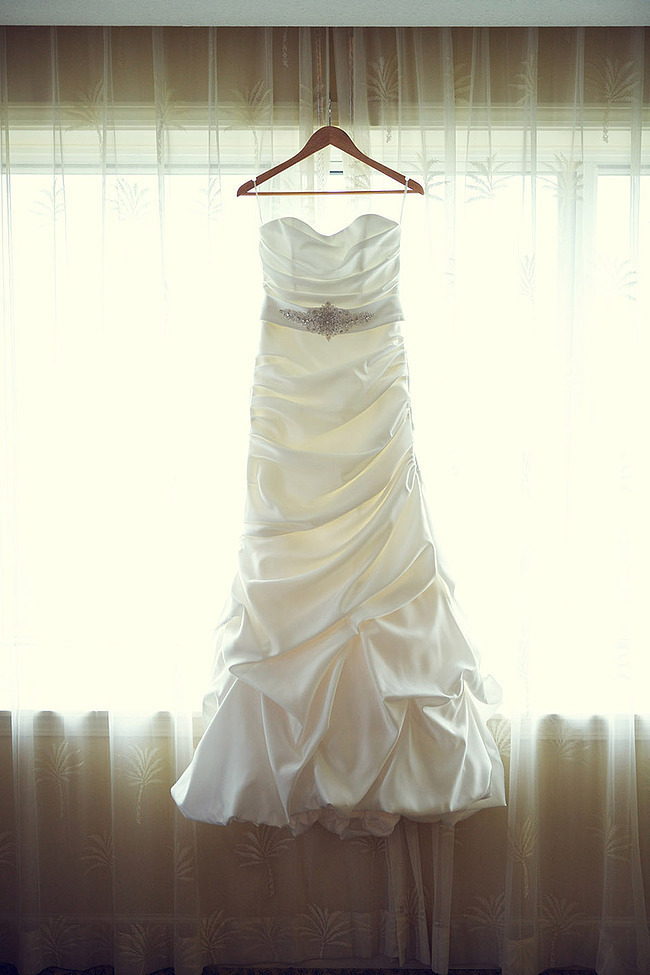 大花卷唯美婚纱礼服设计