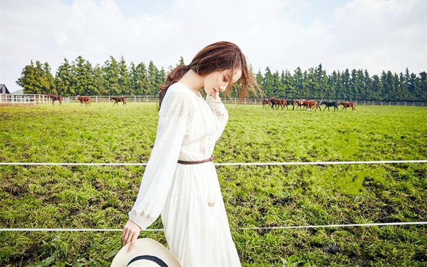 韩国美女林允儿可爱写真照片