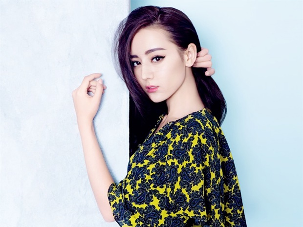 明星美女气质女神迪丽热巴照片