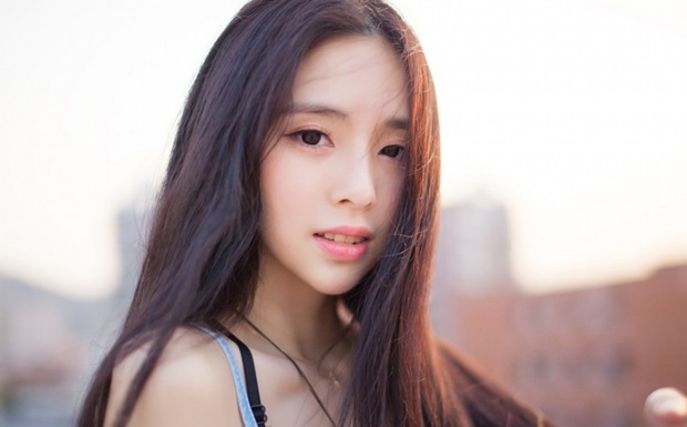 校花女神清纯美女天台照片