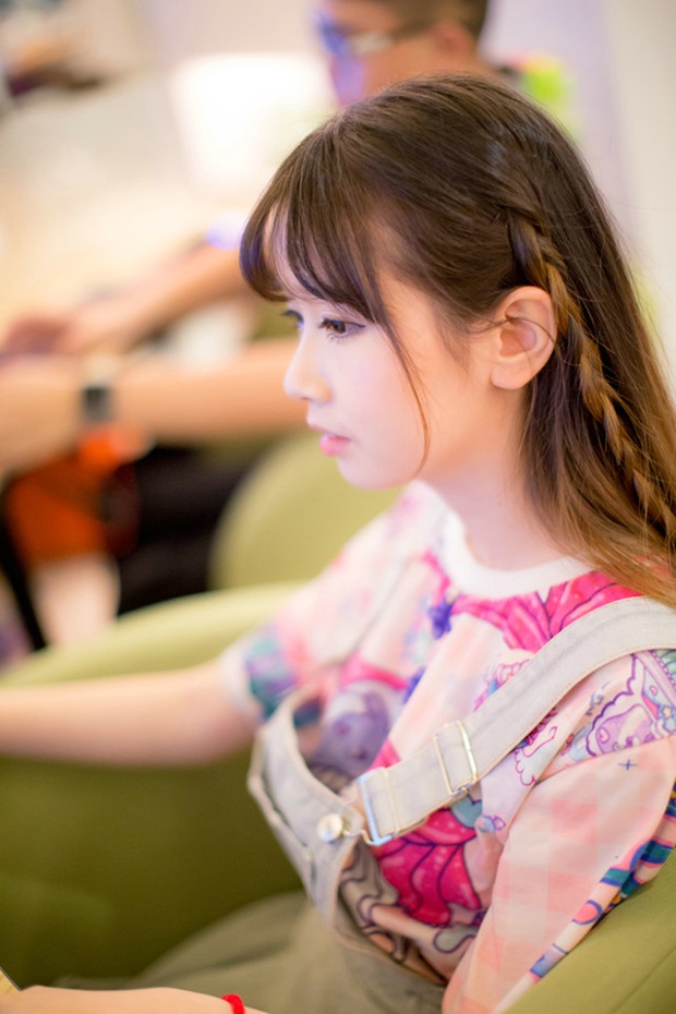 甜美清纯可爱自拍女生图片