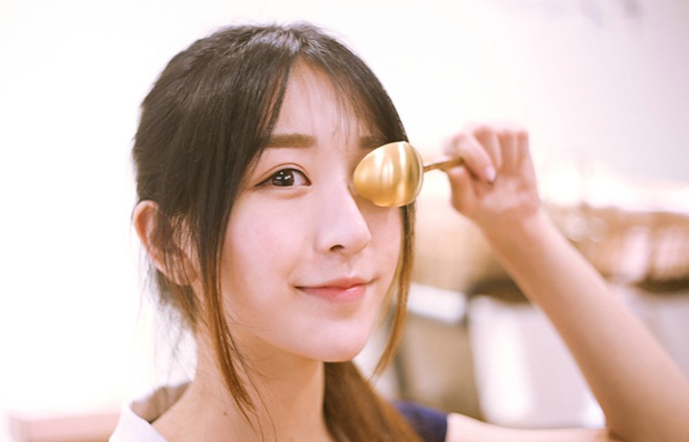 文艺爱笑唯美可爱小女生图片