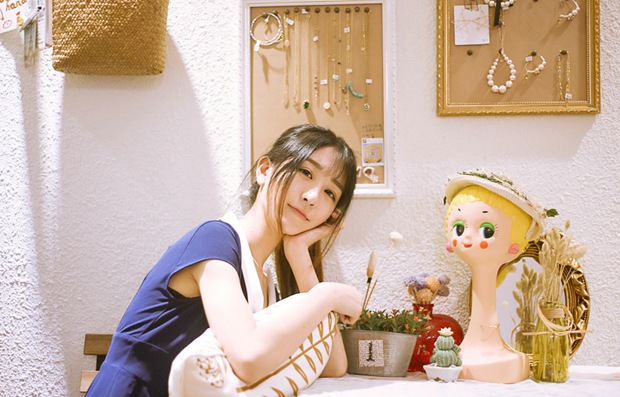 文艺爱笑唯美可爱小女生图片