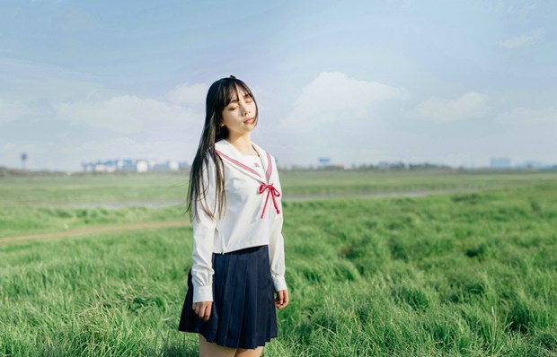 小清新校园校花学生妹子踏青照片