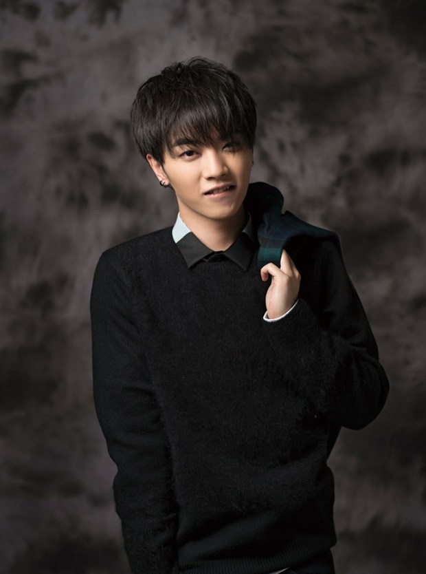 华晨宇小帅哥明星照片