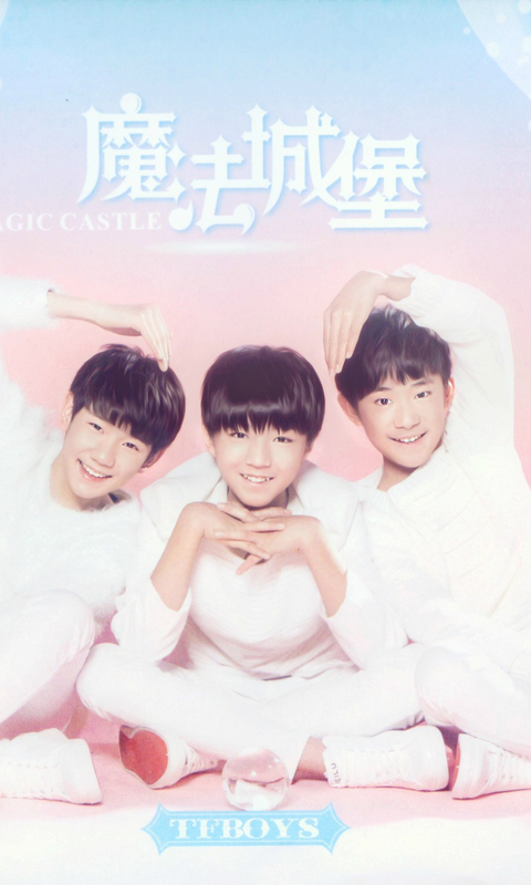 TFBOY组合小帅哥手机壁纸图片