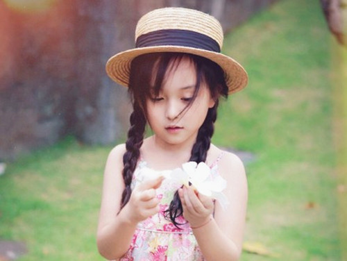 可爱小美女刘楚恬萌娃图片