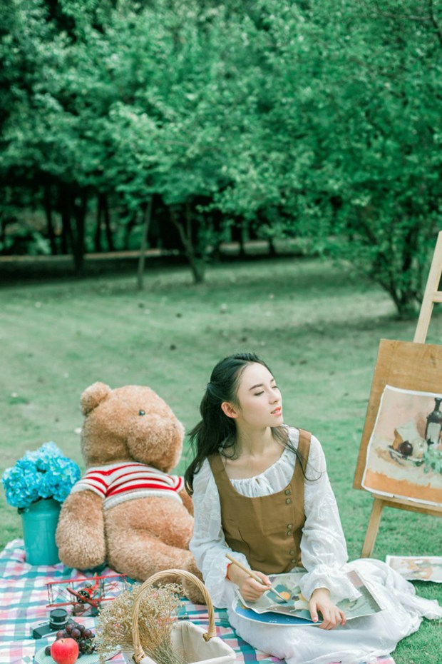 清新可爱美女艺术创作图片