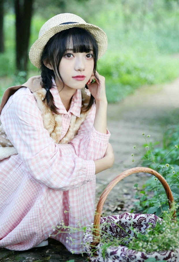 可爱小清新森系女生图片 www.bugela.com