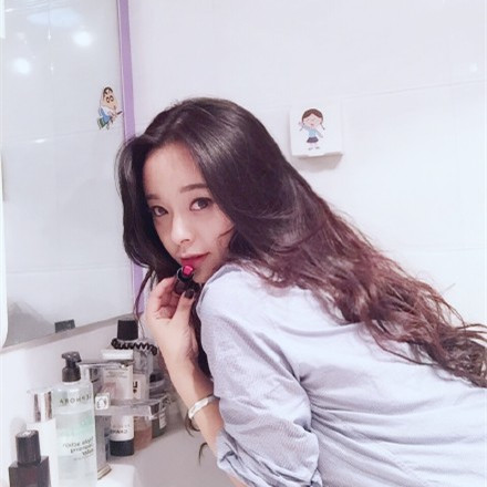 可爱网络美女自拍照片