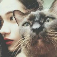 1-个性别样的女生头像图片
