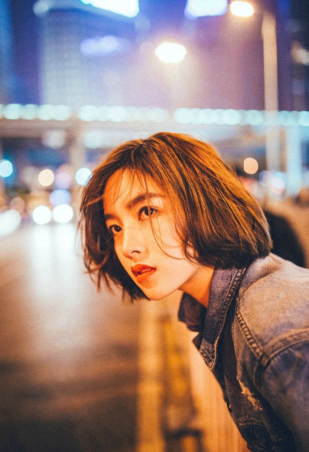 夜色个性唯美意境短发美女