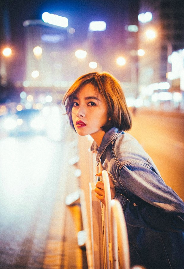 夜色个性唯美意境短发美女