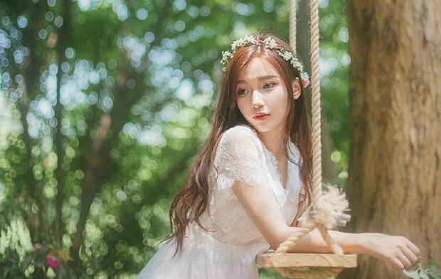 森林系花环仙子唯美女神