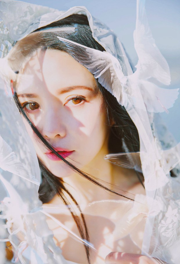 海边可爱唯美清新美女图片