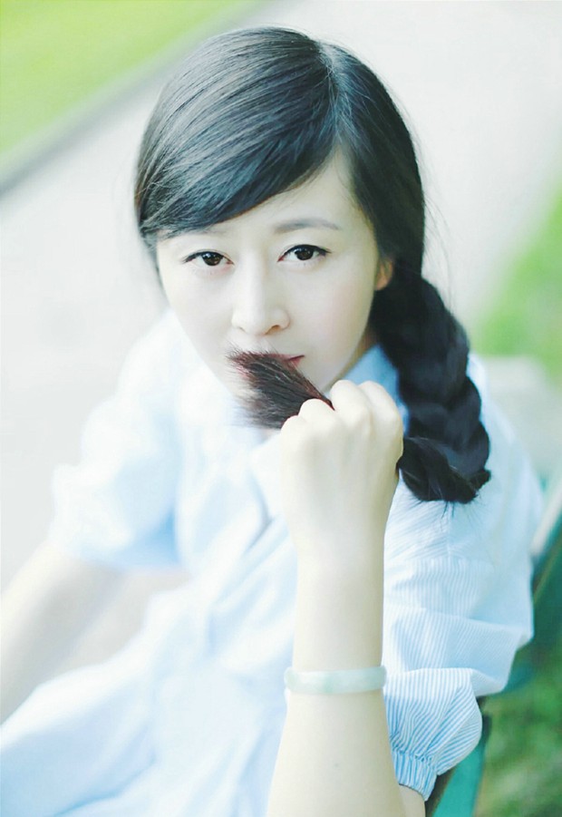 清纯美丽大方邻家御姐