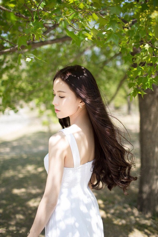 气质清新可爱美女图片