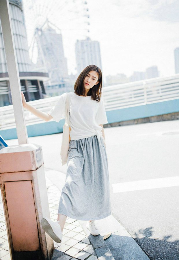 森女系亚麻长裙可爱女生图片
