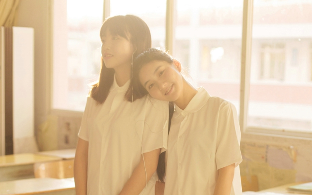 清纯校园闺蜜姐妹女生图片