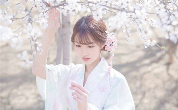 唯美娇嫩和服女生照片