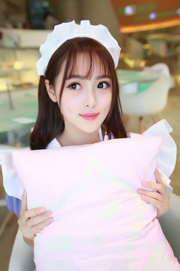可爱萌女生甜品店女仆装