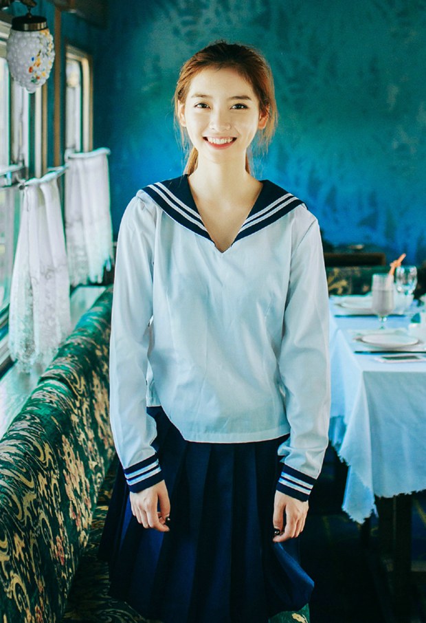 漂亮清新校园美女照片