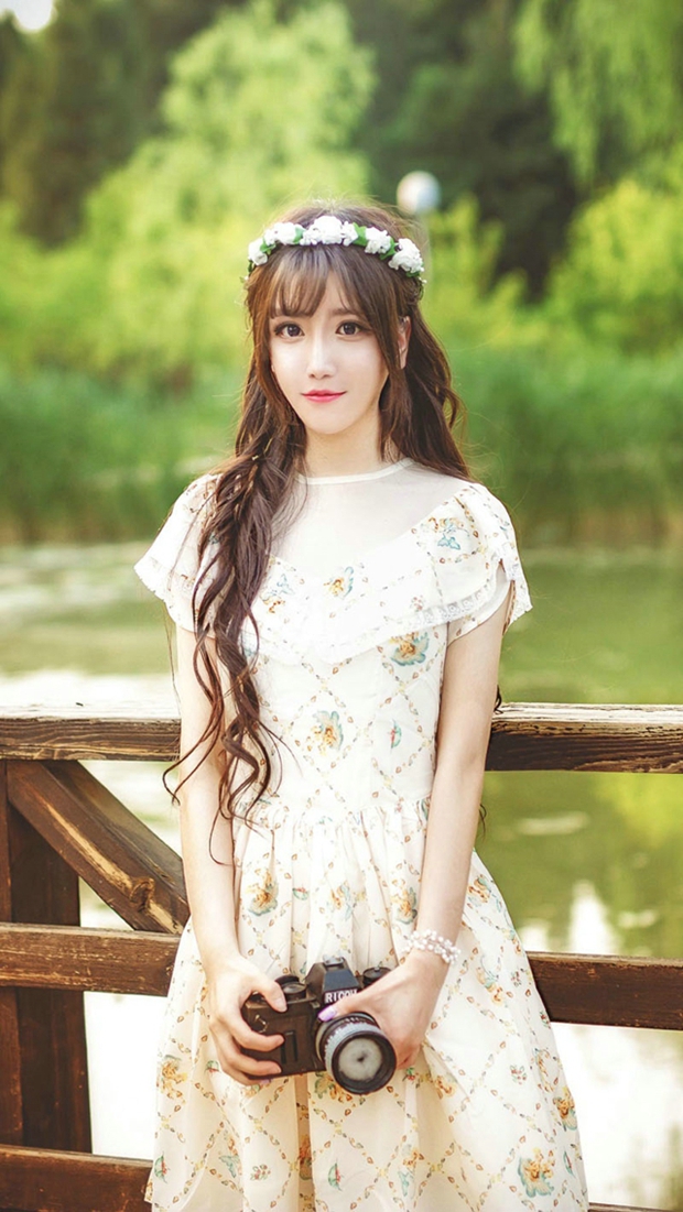 森林系唯美可爱女生图片