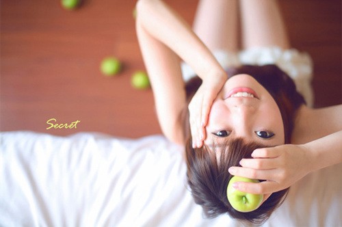 清纯淡雅女生好看意境图片