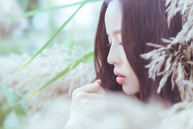 好看长发清纯美女唯美照片